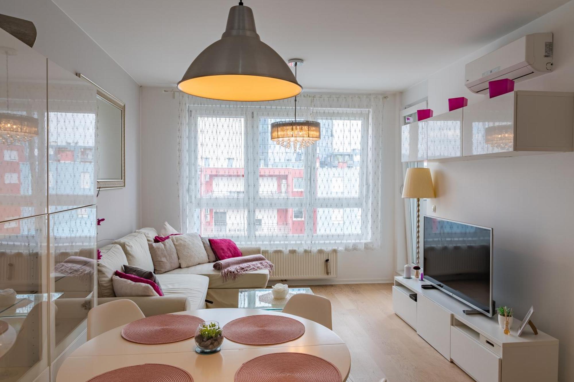 Apartmán Flexible Selfcheckins 23 - Zagreb - Garage - Electric Vehicle Ccharger - Loggia - New - Luxury Exteriér fotografie